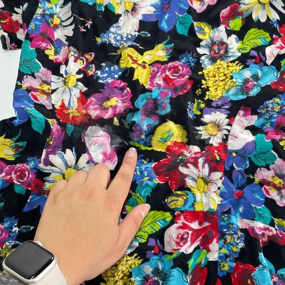 Nanette Lepore Shirt Womens 6 Black Multicolor Floral Boquet Wrap Top - Picture 12 of 13